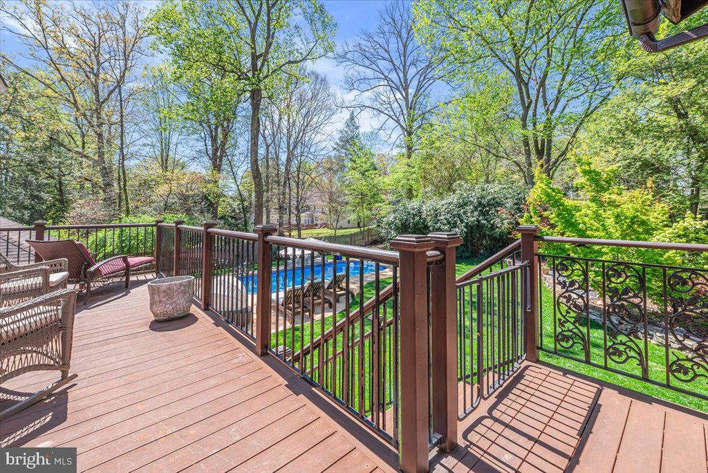 Image 51 of property listing at 6614 81ST ST, Cabin John, MD 20818