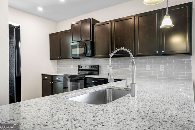 15 Sleepy Oaks Trail NE, Rome, GA 30165