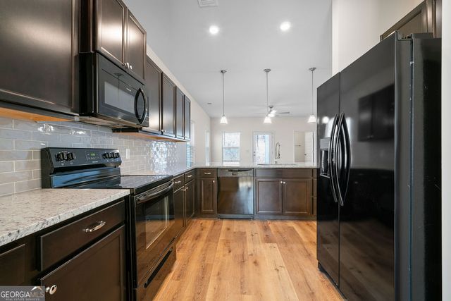 15 Sleepy Oaks Trail NE, Rome, GA 30165