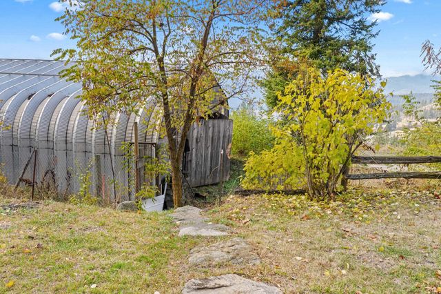 3115 Beardslee Rd, Kettle Falls, WA 99141