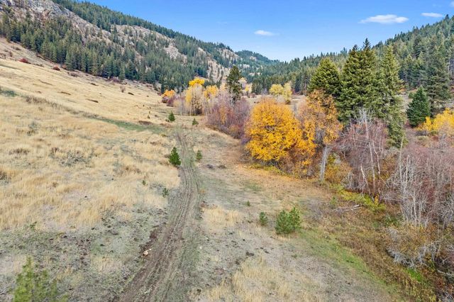 3115 Beardslee Rd, Kettle Falls, WA 99141