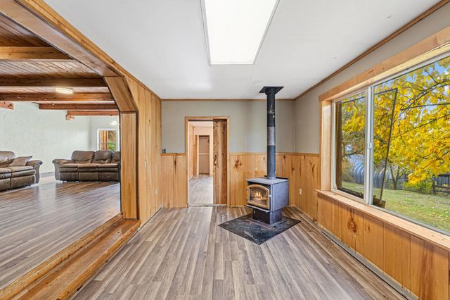 3115 Beardslee Rd, Kettle Falls, WA 99141