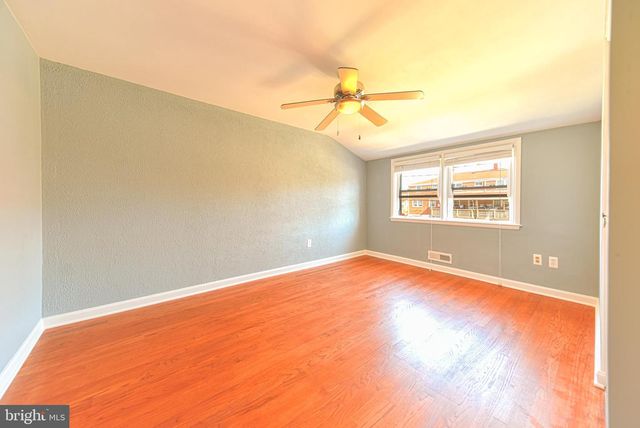 1130 LINDEN AVE, Halethorpe, MD 21227