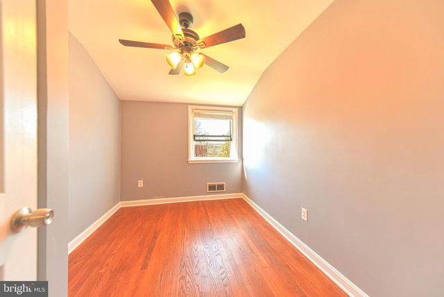 1130 LINDEN AVE, Halethorpe, MD 21227