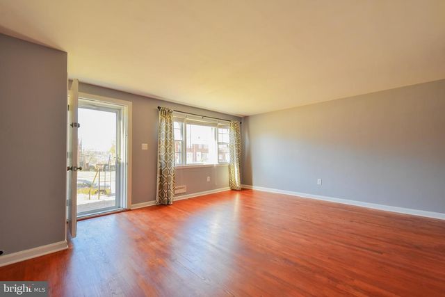 1130 LINDEN AVE, Halethorpe, MD 21227
