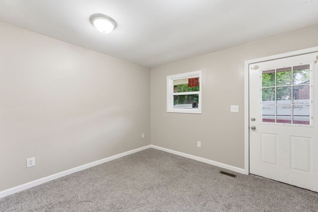 1440 Elm Hill Dr, Clarksville, TN 37040