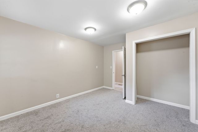 1440 Elm Hill Dr, Clarksville, TN 37040