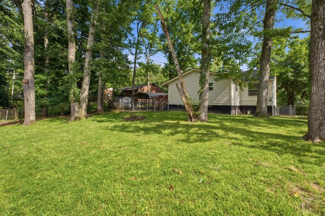 1440 Elm Hill Dr, Clarksville, TN 37040