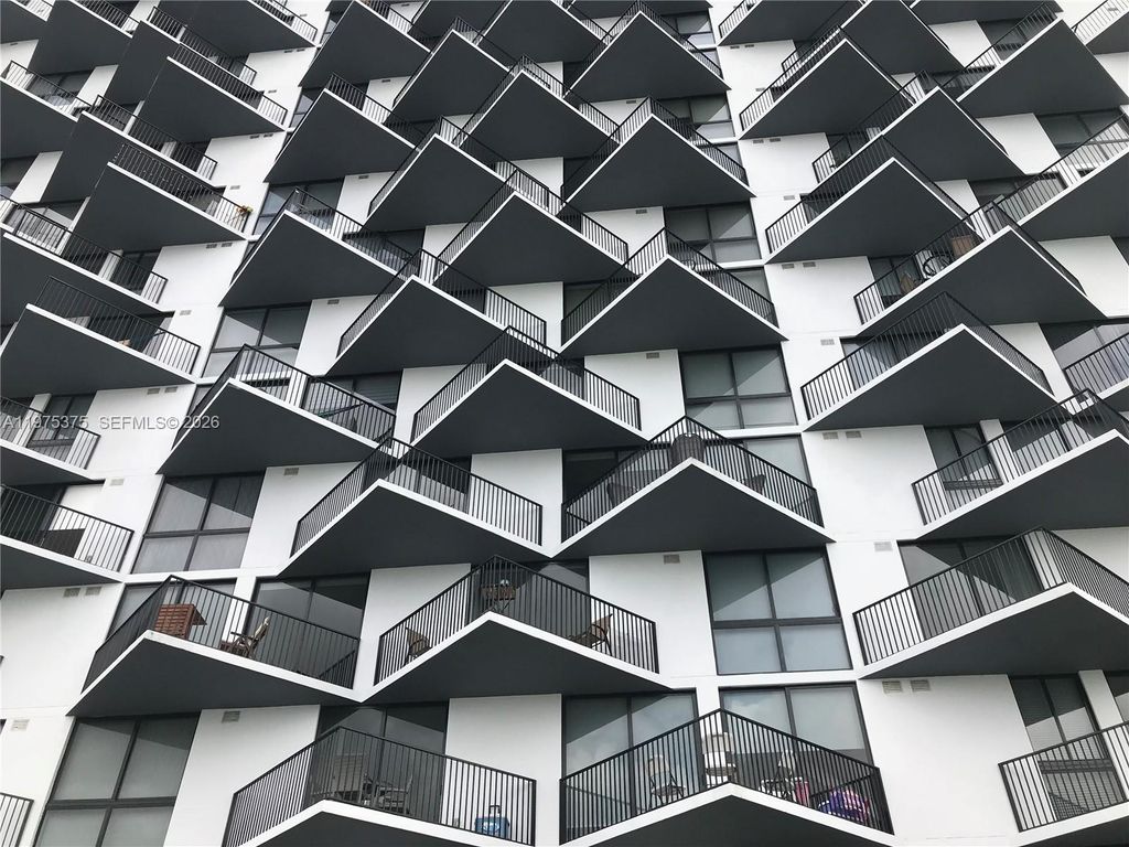 5252 NW 85th Ave 1203, Doral, FL 33166