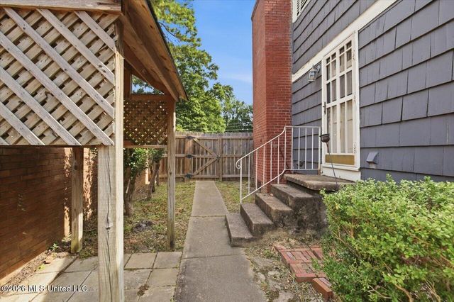 1037 Cedar Hill Drive, Jackson, MS 39206