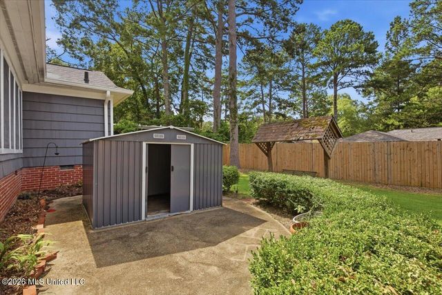 1037 Cedar Hill Drive, Jackson, MS 39206