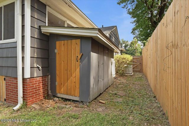 1037 Cedar Hill Drive, Jackson, MS 39206