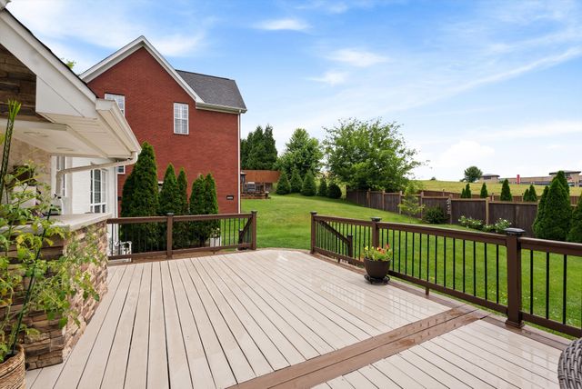 2002 Crye Crest Cv, Spring Hill, TN 37174