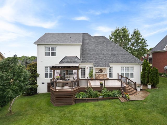 2002 Crye Crest Cv, Spring Hill, TN 37174
