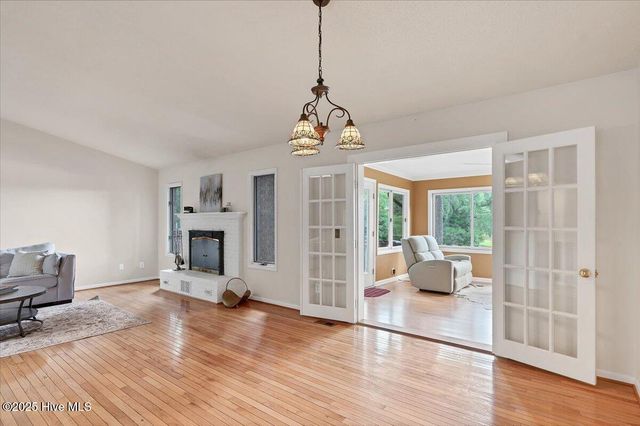 120 Shagbark Court, West End, NC 27376