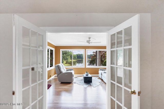 120 Shagbark Court, West End, NC 27376