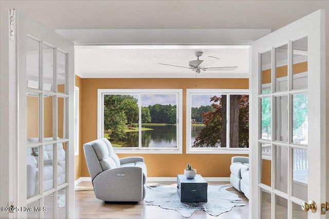 120 Shagbark Court, West End, NC 27376