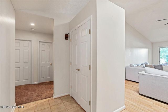120 Shagbark Court, West End, NC 27376