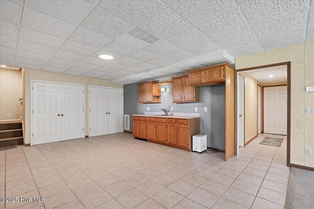 120 Shagbark Court, West End, NC 27376