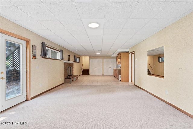120 Shagbark Court, West End, NC 27376