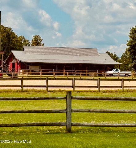 120 Shagbark Court, West End, NC 27376