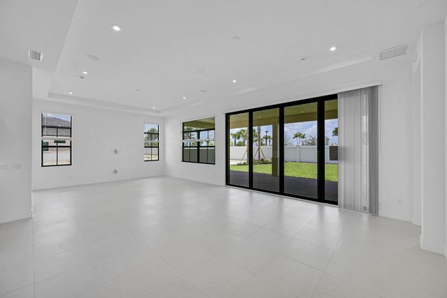 9528 St. Germain Drive, Palm Beach Gardens, FL 33412