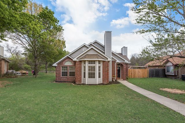 9122 Oak Hollow Drive, Rowlett, TX 75089