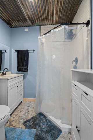 23 Hammond Road, Deerfield, NH 03037