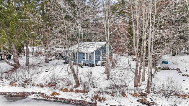 23 Hammond Road, Deerfield, NH 03037