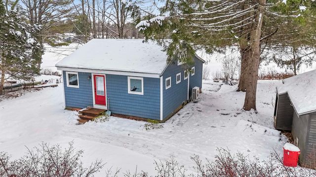 23 Hammond Road, Deerfield, NH 03037