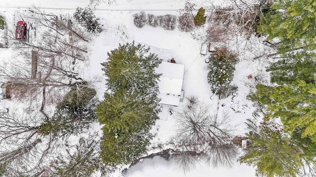 23 Hammond Road, Deerfield, NH 03037