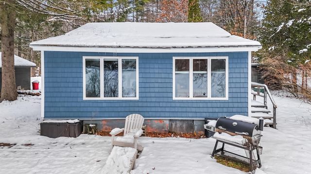 23 Hammond Road, Deerfield, NH 03037