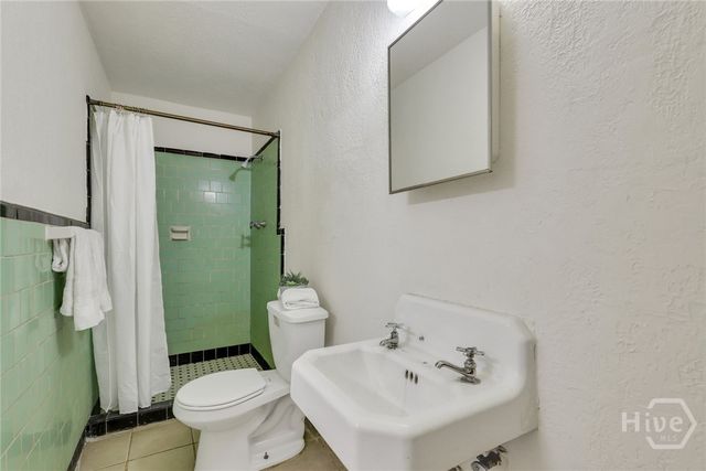 5013 - A Ogeechee Road, Savannah, GA 31405