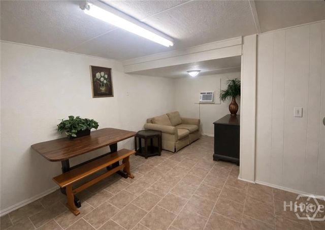 5013 - A Ogeechee Road, Savannah, GA 31405