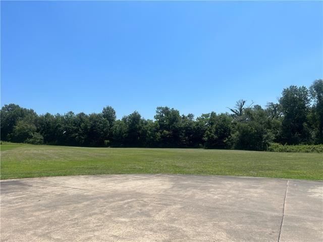 Lot 19 & 20 LIVE OAK Boulevard, Marksville, LA 71351
