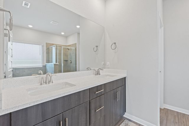 571 Sue Peaks LOOP, Dripping Springs, TX 78620