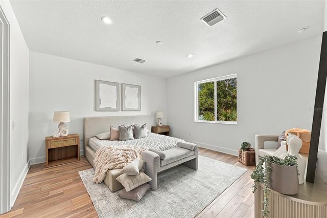 3201 W WYOMING AVENUE, Tampa, FL 33611