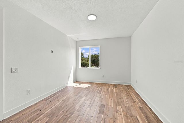 3201 W WYOMING AVENUE, Tampa, FL 33611