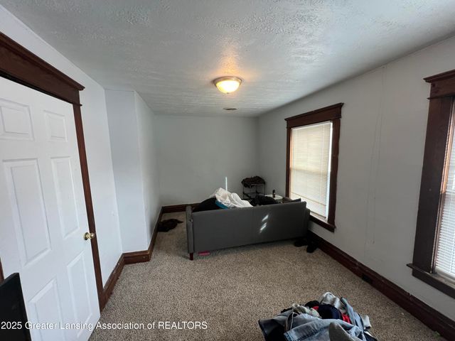 427 N Butler Boulevard, Lansing, MI 48915