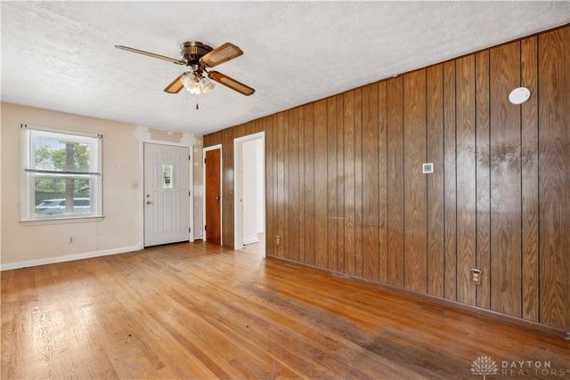 2039 Ontario Avenue, Dayton, OH 45414