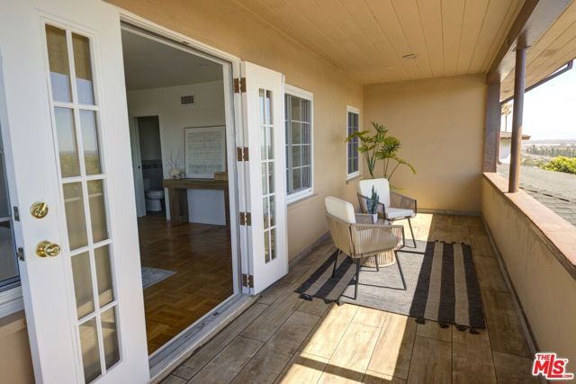 10212 S 7th Avenue, Inglewood, CA 90303