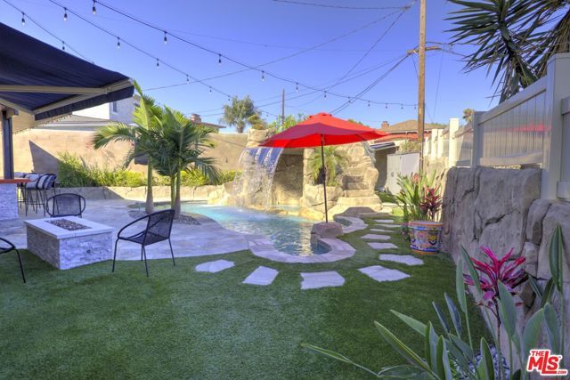 10212 S 7th Avenue, Inglewood, CA 90303