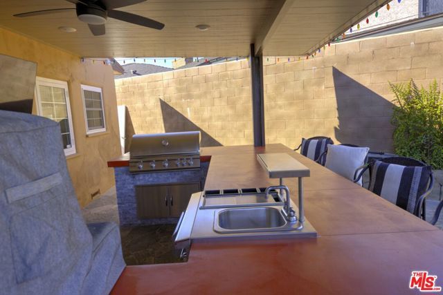 10212 S 7th Avenue, Inglewood, CA 90303