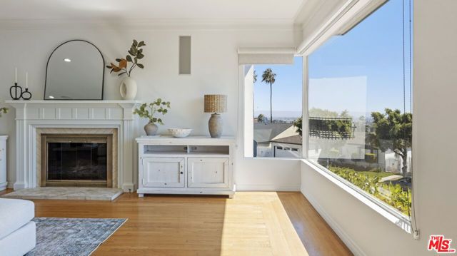 10212 S 7th Avenue, Inglewood, CA 90303