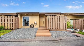 8046 SW 21st Ct, Davie, FL 33324