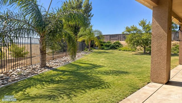 6702 Canaletto Avenue, Bakersfield, CA 93306