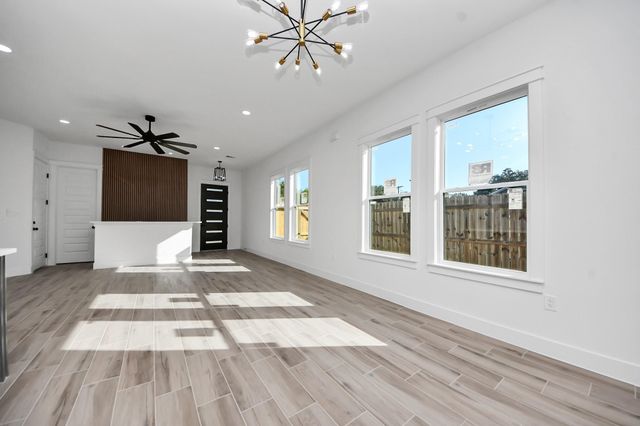 2720 Cos Street, Liberty, TX 77575