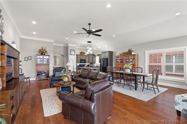 327 Tuscany Drive, Floyds Knobs, IN 47119