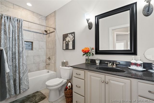 327 Tuscany Drive, Floyds Knobs, IN 47119