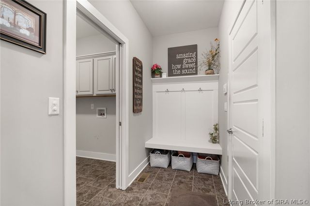 327 Tuscany Drive, Floyds Knobs, IN 47119